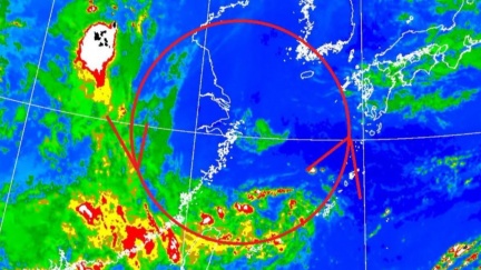 台灣上空出現冷心低壓！鄭明典：午後對流恐增強
