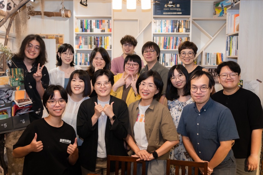 蘇巧慧與楊双子相約永和聚會 承諾集結文字的力量發揚新北之美