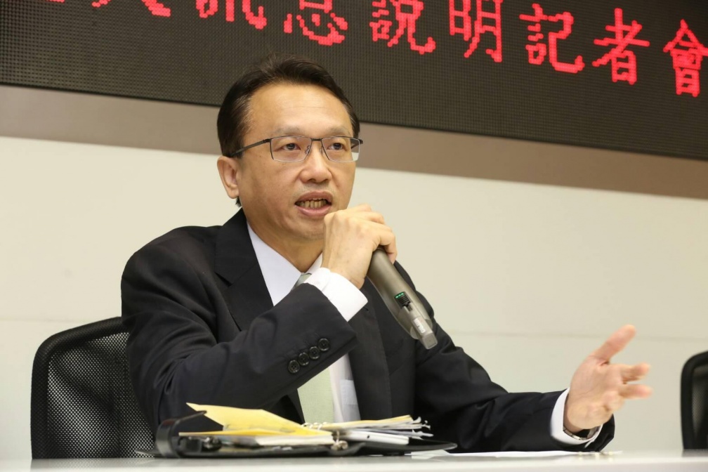 宏碁執行長陳俊聖親自出席重大訊息說明打消63.4億元資產減損，今年宏碁又虧了。