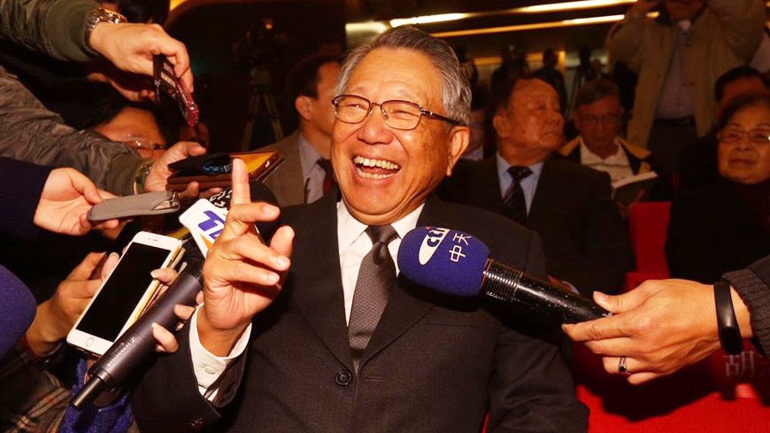 詹啟賢的好人緣勝過黨內諸多天王，其本土菁英背景恐衝擊前副總統吳敦義選票。
