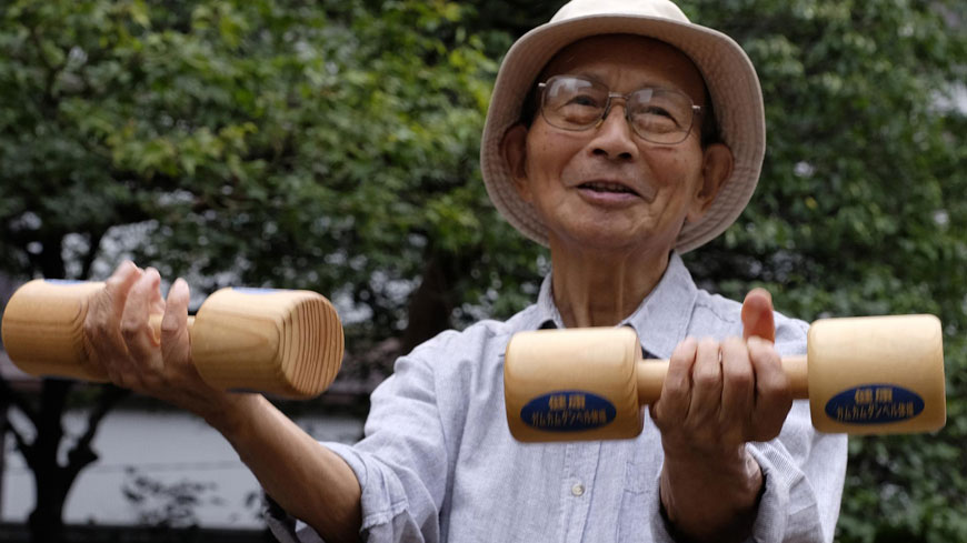 日本人口老化問題真令人頭痛。