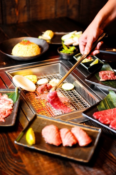 燒肉、烤肉、串燒三種都想吃，饕客必吃燒烤！