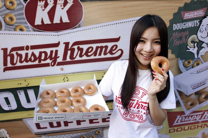 Krispy Kreme經典原味糖霜甜甜圈是70年不敗的好滋味.jpg