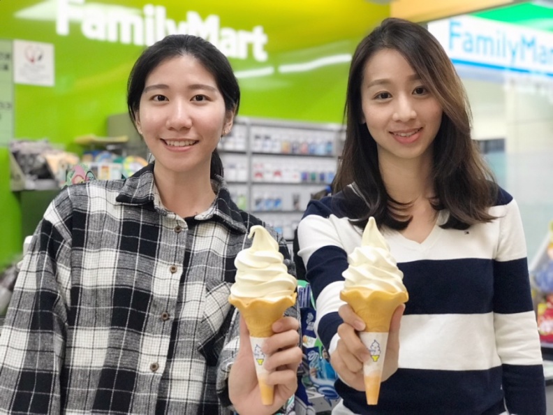 Fami霜淇淋完熟香蕉口味，香甜濃郁，適合微涼天氣品嚐.JPG
