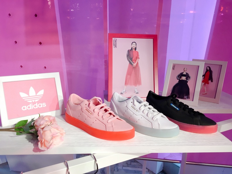 adidas Originals新品登場～女生專屬Sleek粉紅厚底球鞋太欠買了！