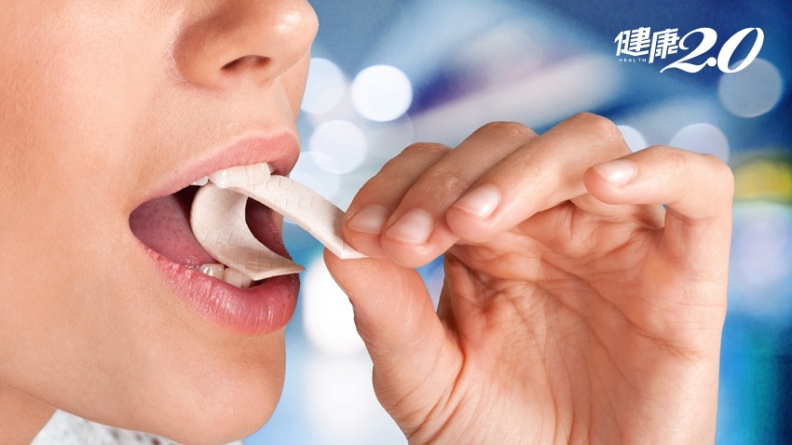 嚼口香糖不只能護齒，還能預防急性中耳炎！