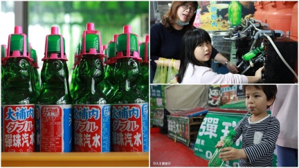親子出遊苗栗必衝 觀光工廠diy 彈珠汽水 無限暢飲 還能爽玩彈珠溜冰場 食尚玩家