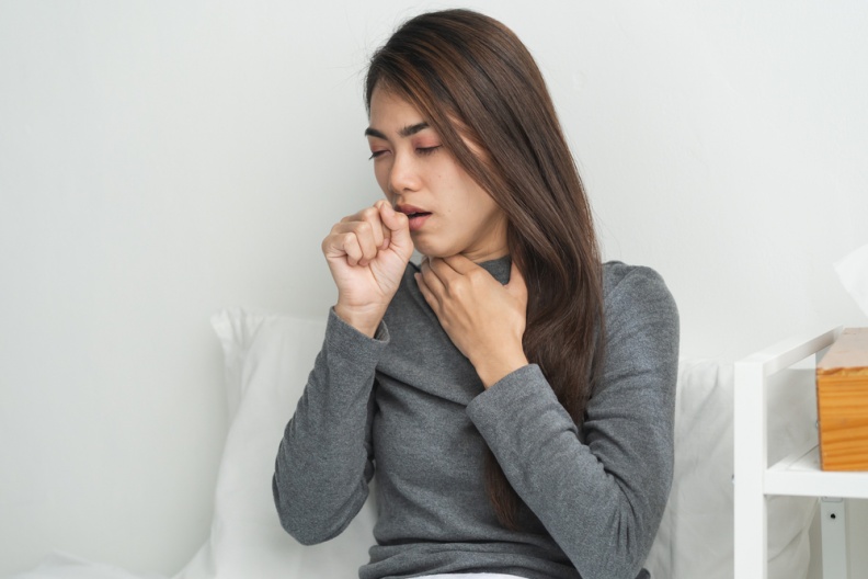 ▲喉嚨不舒服也可能與胃食道逆流、食道癌有關