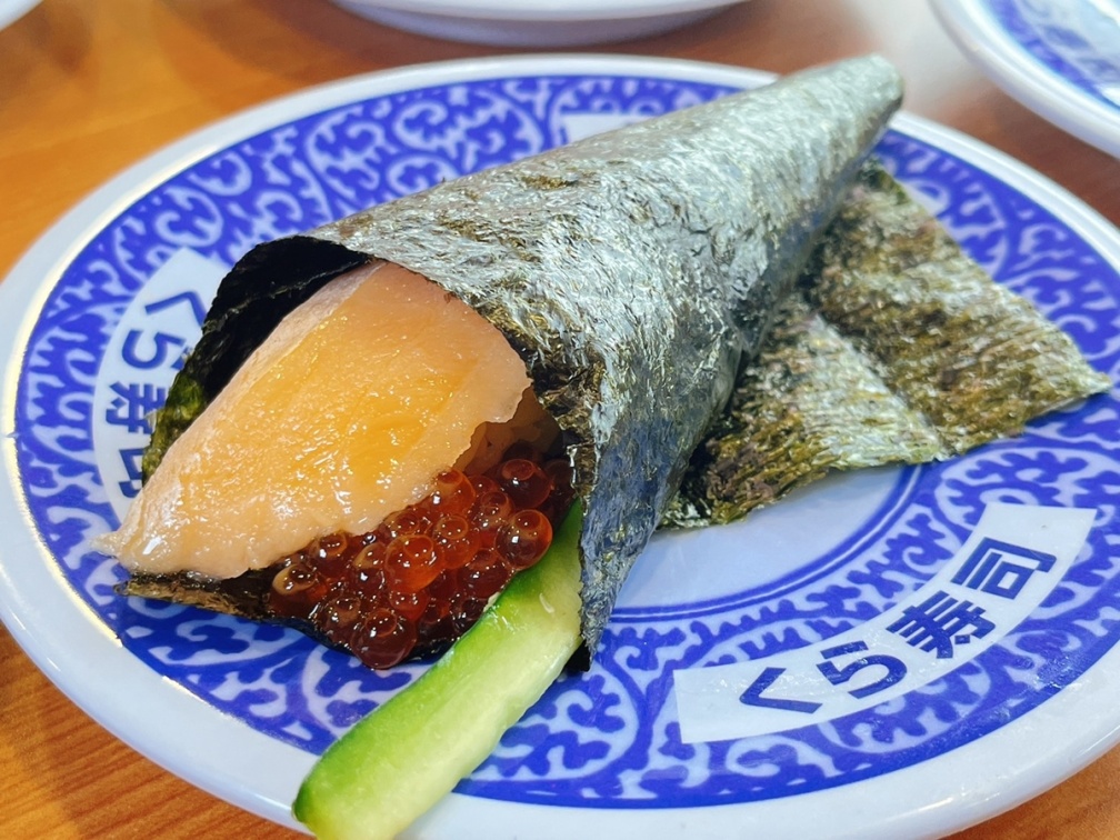 阿米們快收！藏壽司「BT21超萌收納包」免費送，限時搶吃６款鮭貝豪華料理