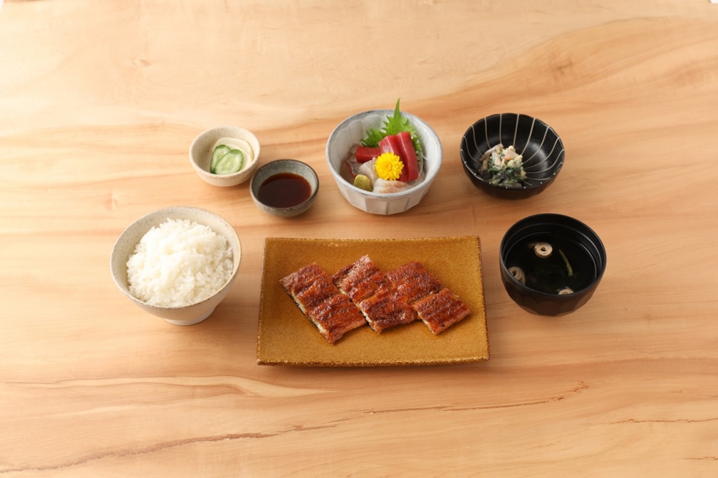 【新開店】日本名店登台！米其林推薦「四代目菊川」，必吃純正炭火頂級鰻魚飯