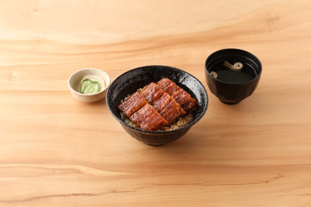 【新開店】日本名店登台！米其林推薦「四代目菊川」，必吃純正炭火頂級鰻魚飯