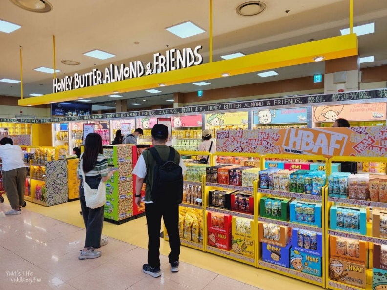 2023韓國「樂天超市」10款必買零食：魷魚遊戲餅乾、16元泡麵，買完直接退稅