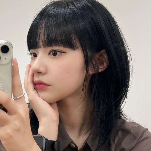 染髮預算省起來！2023黑髮髮型圖鑑TOP5，原生感黑髮超減齡又不過時！