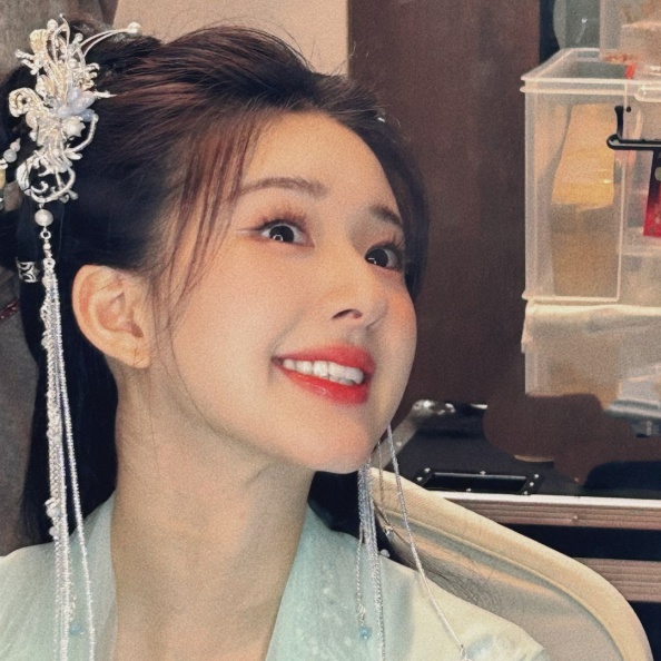 2024陸劇女星熱度TOP5!迪麗熱巴排第四、趙露思竟未上榜、第一名是她