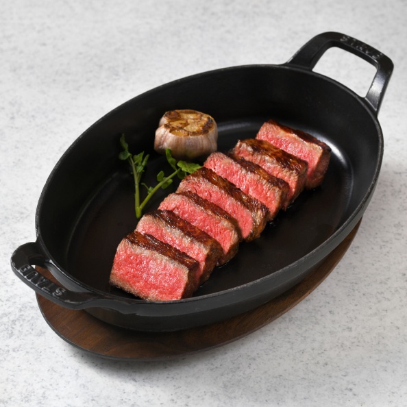 六度蟬聯米其林一星！教父牛排8道新品各具魅力