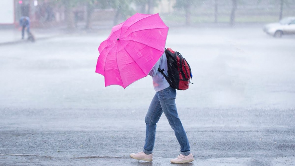 10/31全台颱風假一覽！22縣市宣布停班停課，康芮最新路徑曝