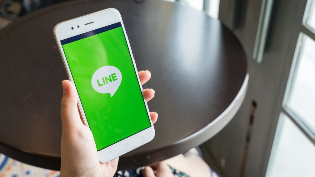 不想回訊息怎麼辦？LINE「１表情符號」超百搭，一票上班族：比讚還好用