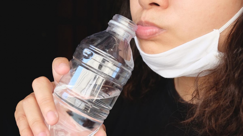 一直打嗝怎麼辦?醫師教快速止嗝方法,出現「1狀況」快就醫恐罹癌 一直打嗝怎麼辦?醫師教快速止嗝方法,出現「1狀況」快就醫恐罹癌