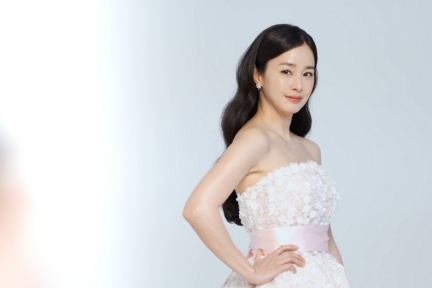「韓國第一美女」金泰希45歲美貌零變化！生兩胎身材沒走鐘，逆生長關鍵曝光！