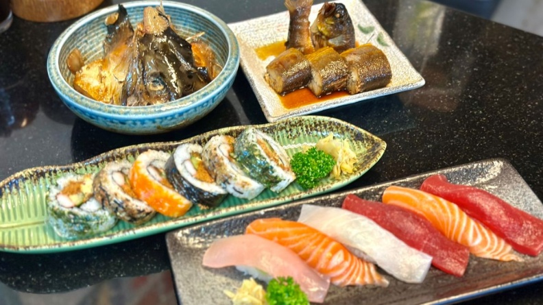 店家提供多種簡單美味的料理選擇。（圖片來源：加園）