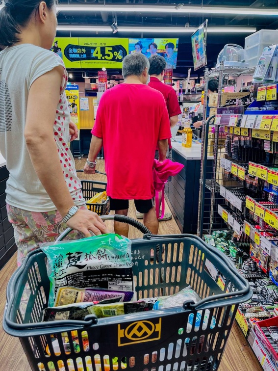 全聯價格不是最便宜，為何一堆人仍愛逛？過來人狂喊１理由：沒對手