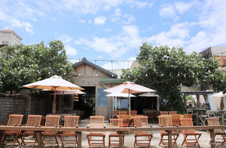 北海岸海景咖啡廳推薦!精選11家石門、三芝、金山絕美打卡景點 三芝淺水灣海景咖啡館|Le coq公雞咖啡