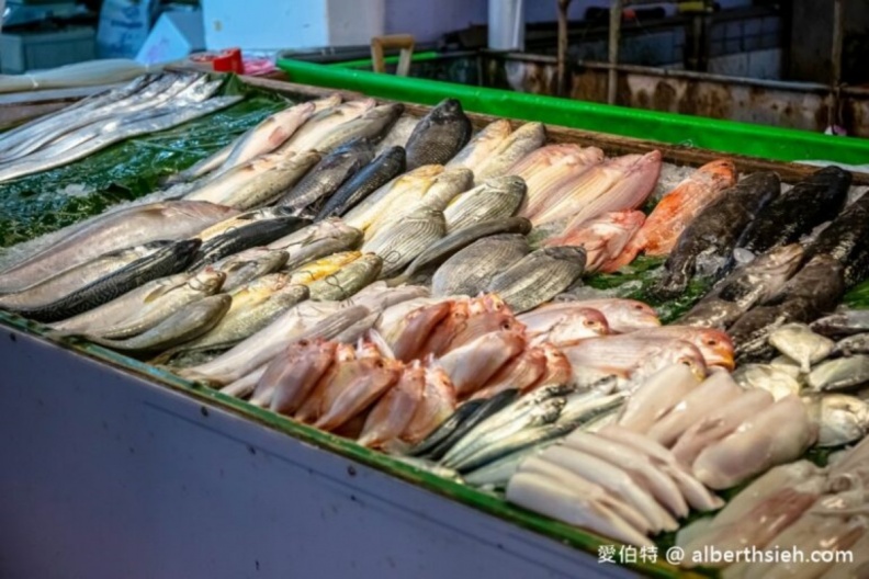 永安漁港美食推薦|桃園人氣海鮮景點,三大美食區吃透透! 永安漁港美食介紹:生鮮區