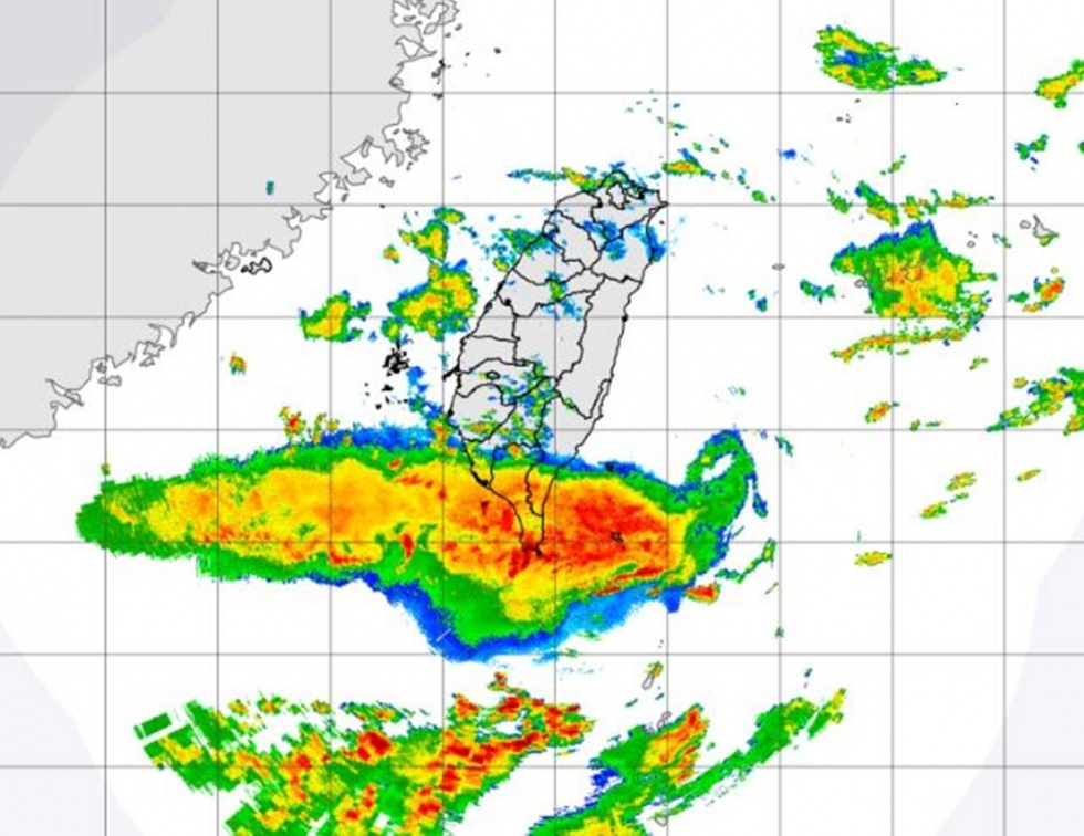 7/29全台停班停課一覽！20縣市豪、大雨特報，雨下到「這天」才回暖