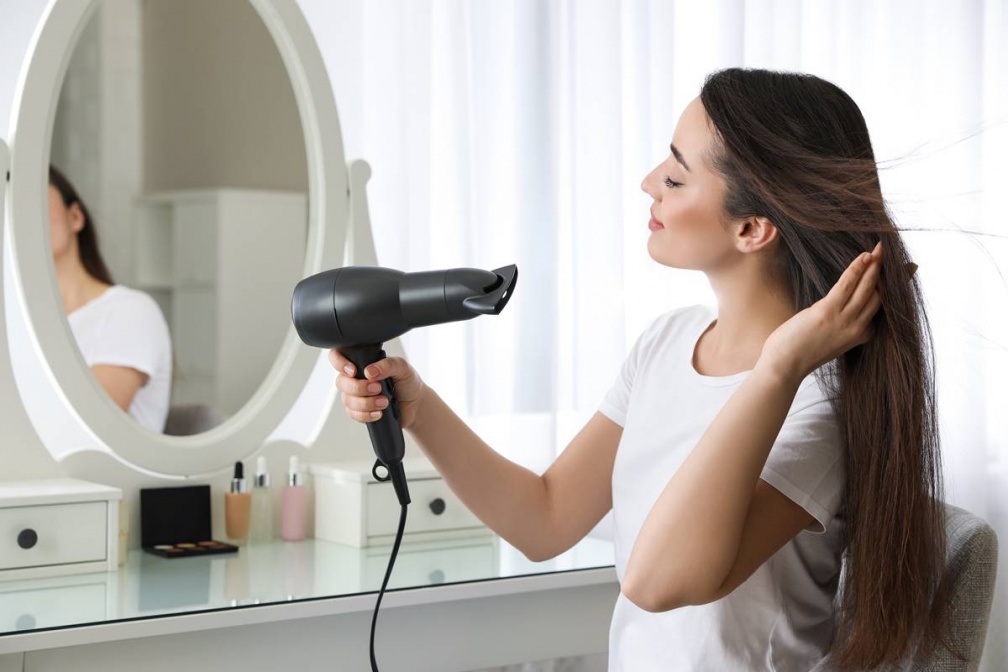 一堆人不知！「這小家電」竟是家庭用電量前10名，能源署教２招省電又省錢