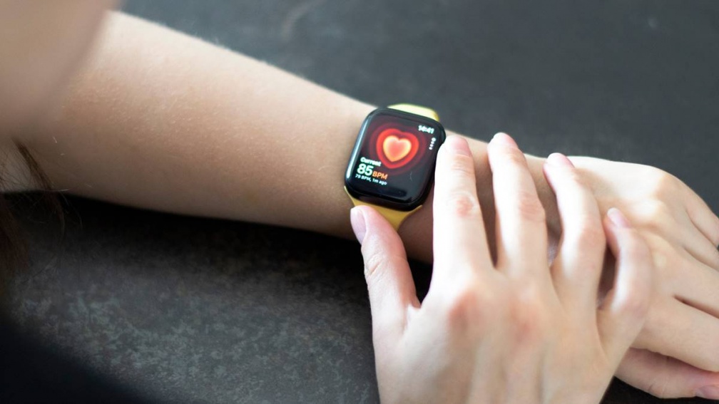 Apple Watch不只能測心率、找手機!果粉大推「1隱藏功能」,出國玩超方便 Apple Watch不只能測心率、找手機!果粉大推「1隱藏功能」,出國玩超方便