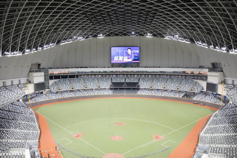 小巨蛋、北流不是冠軍!最強演唱會場地排行榜曝,這地方座位多、交通方便 小巨蛋、北流不是冠軍!最強演唱會場地排行榜曝,這地方座位多、交通方便