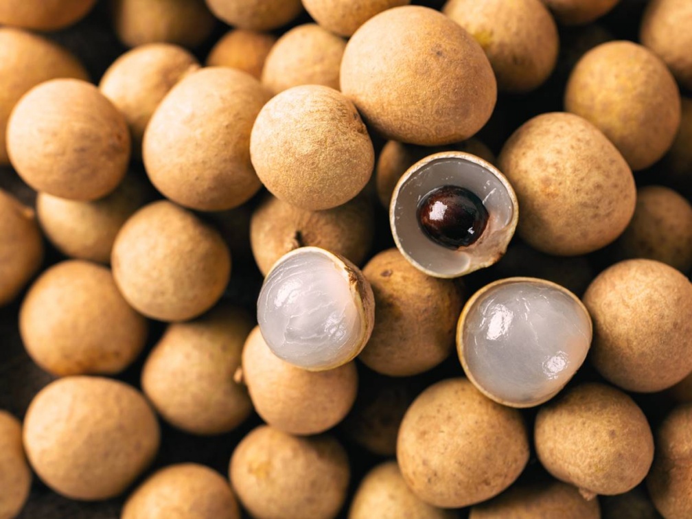 龍眼一次可以吃幾顆?營養師給答案「這類人要特別小心」,加碼保存龍眼秘訣 龍眼一次可以吃幾顆?營養師給答案「這類人要特別小心」,加碼保存龍眼秘訣