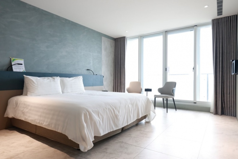 看海住這裡！北海岸住宿５家：泡海洋溫泉、漁港吃海鮮，投票抽環島住１年