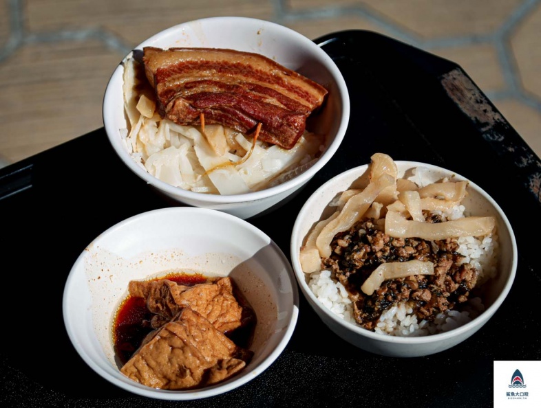 南投美食地圖！草屯、埔里、清境日月潭攻略，必吃意麵肉圓、紅玉紅茶、甕缸雞