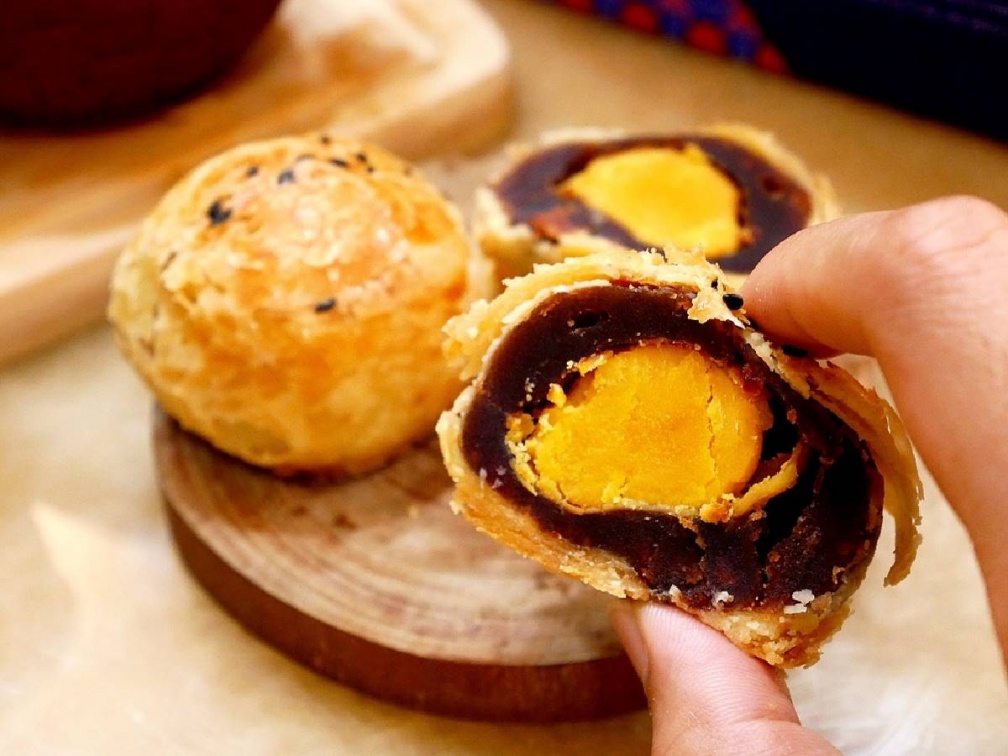 陳耀訓、不二坊不是冠軍!網友推薦10大蛋黃酥,第4名口感豐富被封此生必吃 陳耀訓、不二坊不是冠軍!網友推薦10大蛋黃酥,第4名口感豐富被封此生必吃
