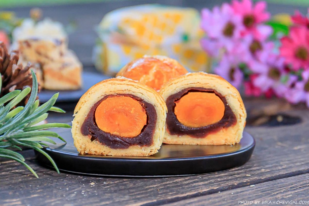 陳耀訓、不二坊不是冠軍!網友推薦10大蛋黃酥,第4名口感豐富被封此生必吃 陳耀訓、不二坊不是冠軍!網友推薦10大蛋黃酥,第4名口感豐富被封此生必吃