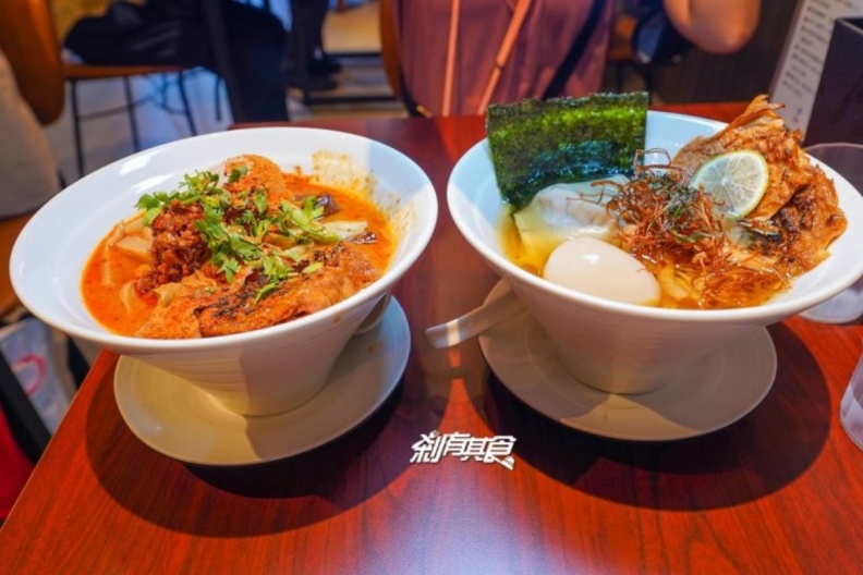 台中火車站美食攻略！滿料碗公麵、排隊草袋飯，站前站後＋夜市必吃都在這