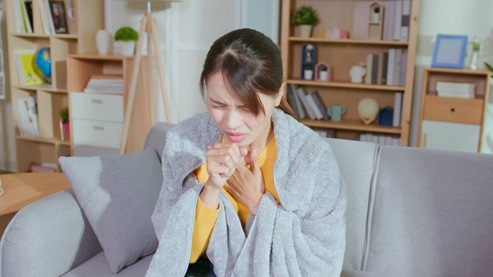 顏正國肺腺癌過世！醫揭「沉默殺手」肺癌初期３症狀，身體出現１狀況快就醫