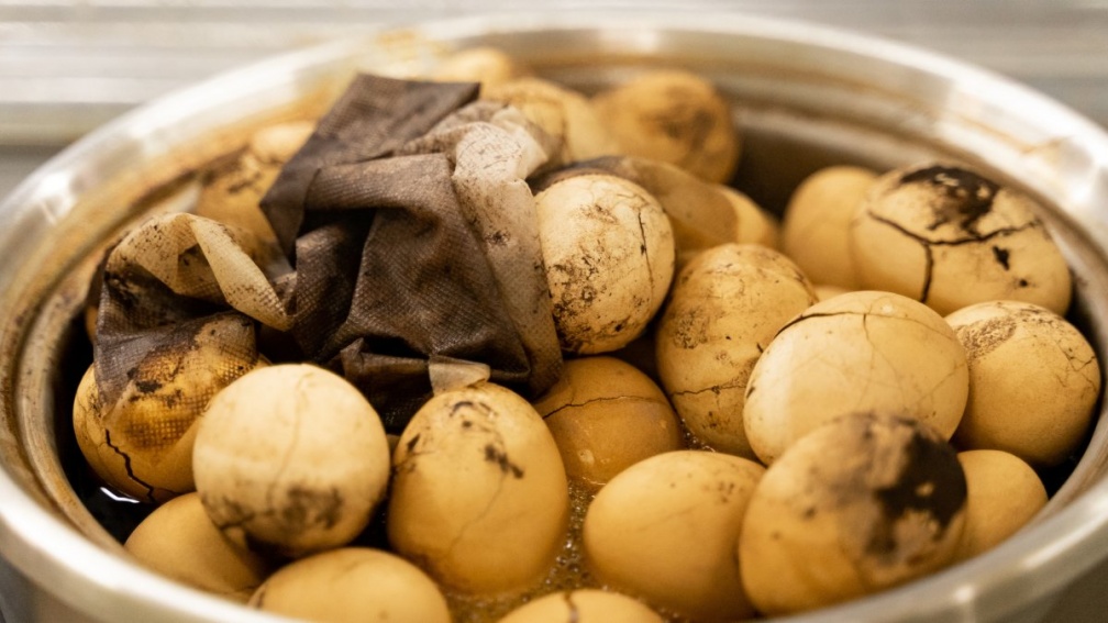 １顆只要６元！網友大讚「這間茶葉蛋最強」，可跨店取、便宜又好吃