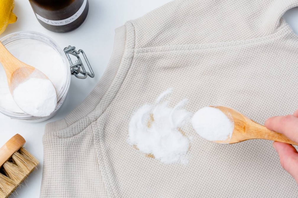 衣服沾到油別直接用水洗!專家曝「1招」10秒就去漬,網友實測驚呆:超神奇 衣服沾到油別直接用水洗!專家曝「1招」10秒就去漬,網友實測驚呆:超神奇