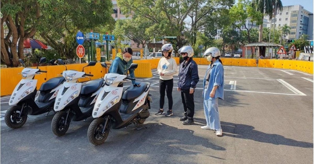 政府發錢!機車族「符合資格」可領到3500元,名額即將額滿快把握 政府發錢!機車族「符合資格」可領到3500元,名額即將額滿快把握