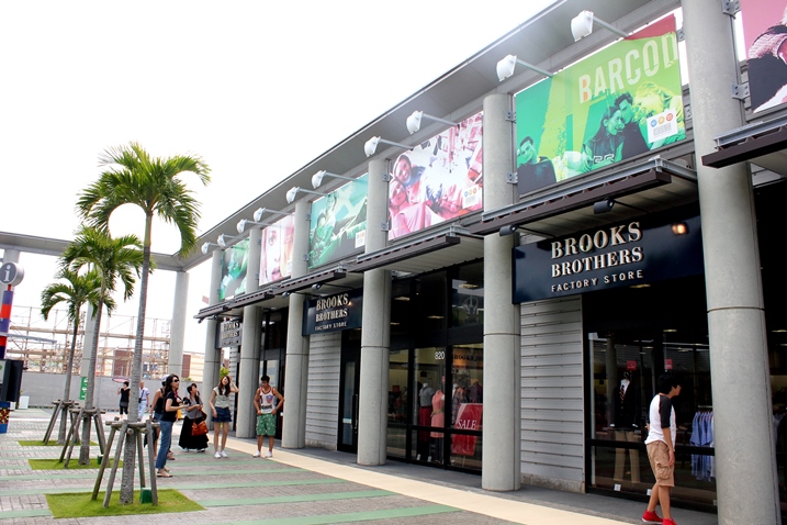 01 ASHIBINAA Okinawa Outlet Mall.JPG