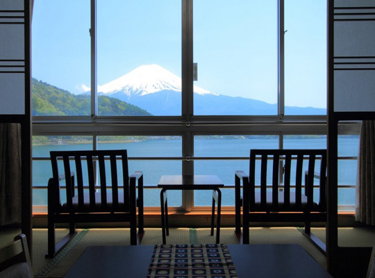 和世界遺產一起泡湯！富士山10大景觀飯店手腳太慢訂不到