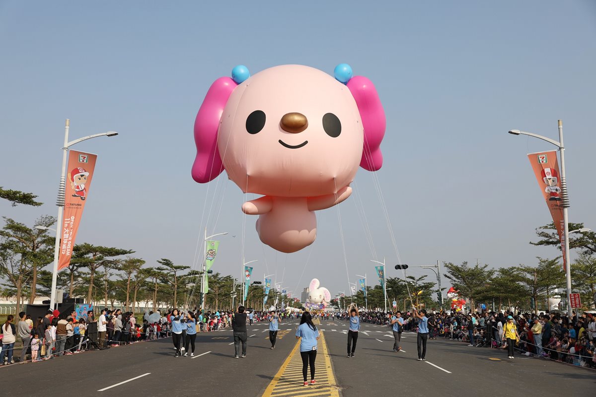 可愛軍團現身！亞洲最大氣球遊行，周六登場！