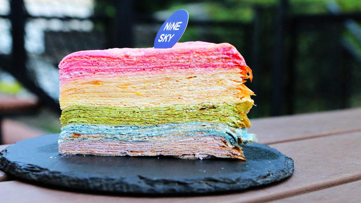 彩虹千層蛋糕竟然在無極七玄宮裡，晚來真的吃不到