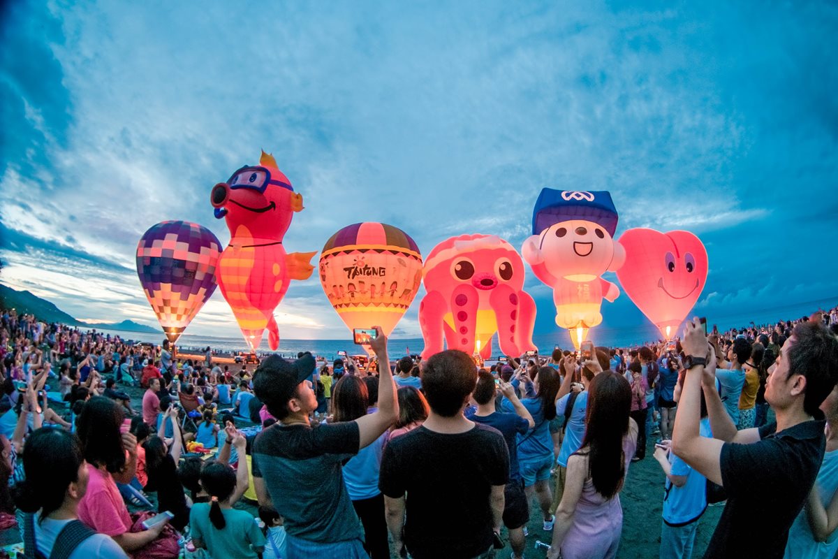 美呆了！台灣名列世界12處驚豔熱氣球節