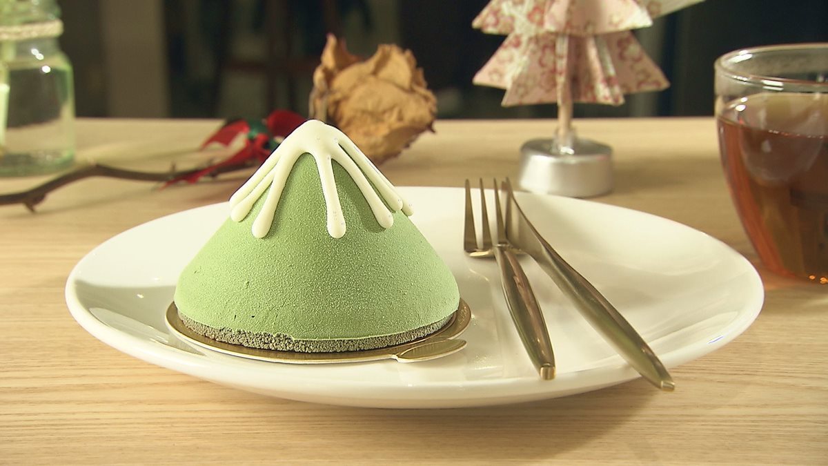 富士山造型抹茶蛋糕，創意甜點好拍又好吃