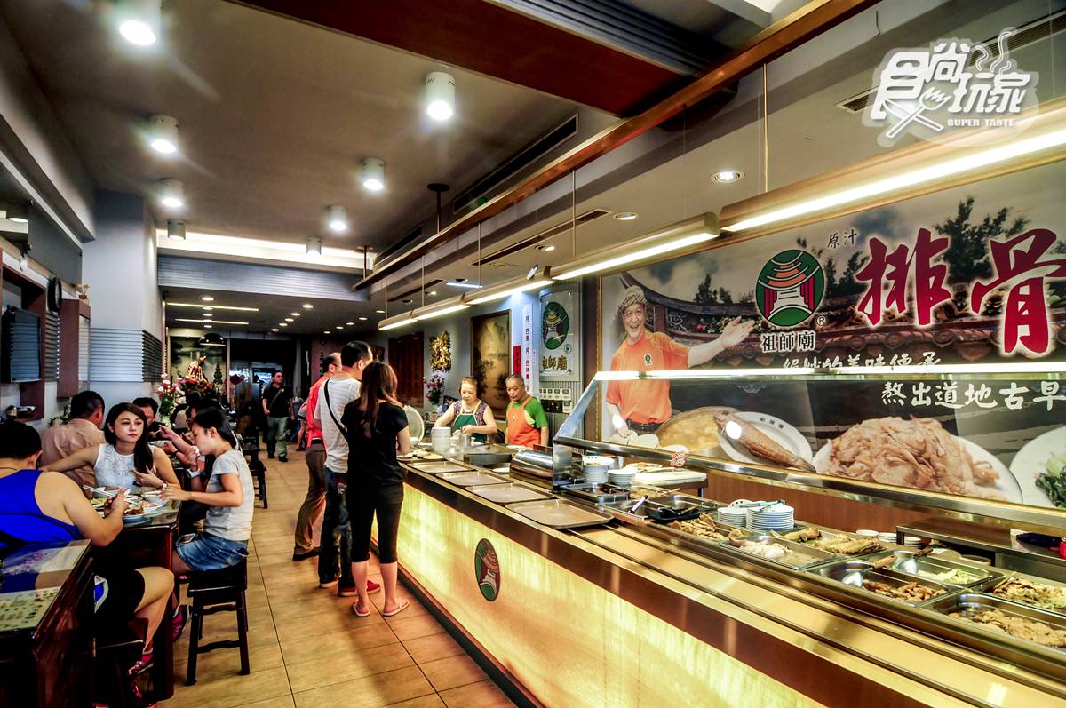 全台首座「夜市點餐機」！艋舺商圈40攤一指搞定，吃不夠還有周邊13家古早味