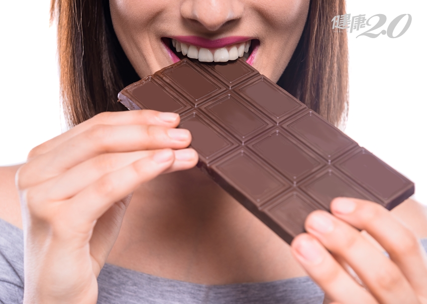 護眼、降血壓、抗憂鬱… 吃黑巧克力原來有這麼多好處！
