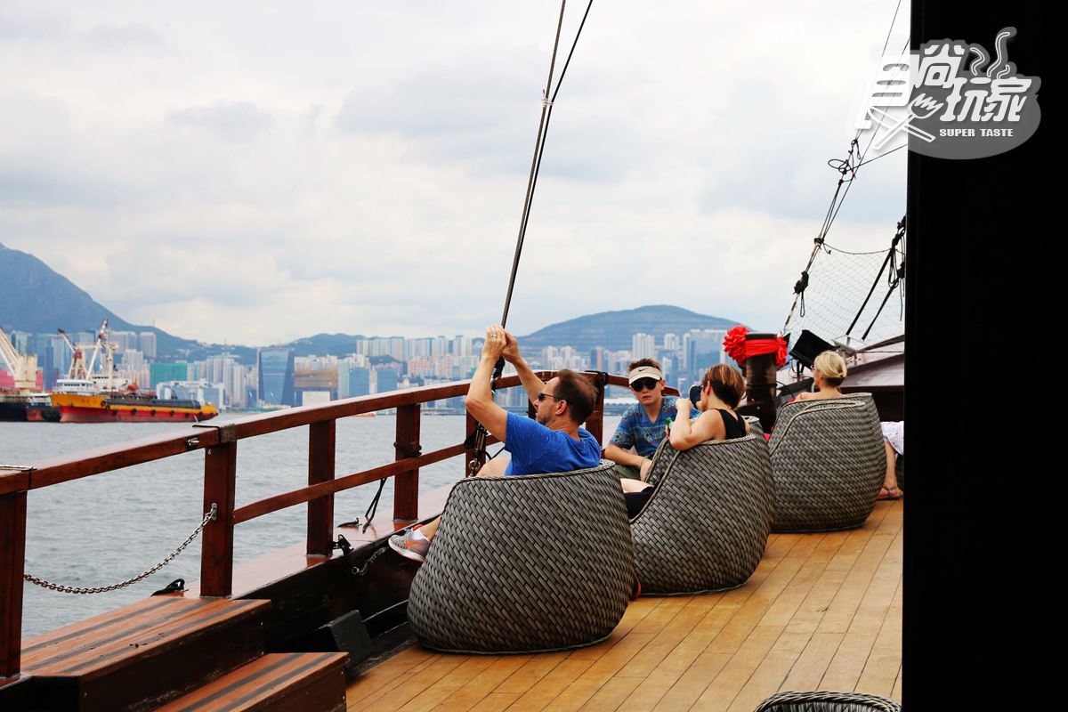 海陸空玩維多利亞港：搭帆船 嘗30顆星港味 世界最高下午茶 拍360度無敵夜景